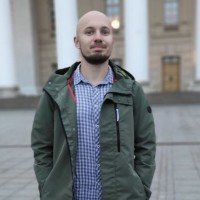 Артем Смольняков