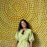 Nazli Bakht