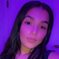 Valerie Flores