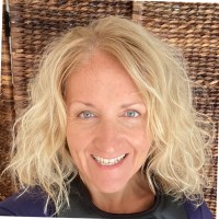 Wendy Leakeas