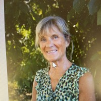 Tina Economou