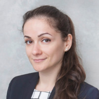 Narine Abiatari
