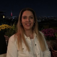 Elif Kayar