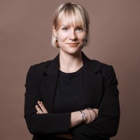 Emmanuelle Lang