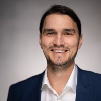 Dr. Christian Iwanov