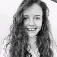 Manon Van Der Meer
