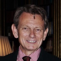 Simon Chapman