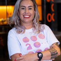 SAMANTA TAVARES
