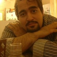 امین احمدی زاده