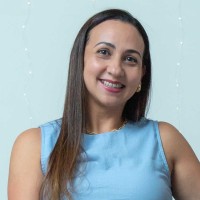Eveline Santos