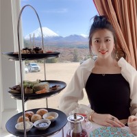 Silvia Zhou