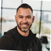 Aaron Weikleenget