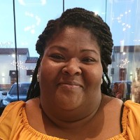 Vee (Vernetrial) Davis
