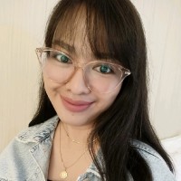 Yvette Din