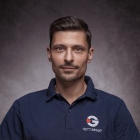 Daniel H.