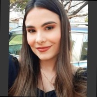Thayná Junqueira
