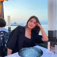 Tuğba Yeni