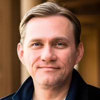 🤖 Chandler Vaughn