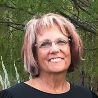 Vicki Tumia