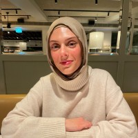 Emine Tok