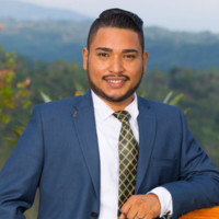 VICENTE ALEXANDER LUARGAS ROMERO