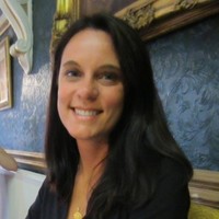 Raphaela Gallo Knight