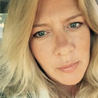 Joyce Steel