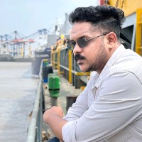 Praveen R