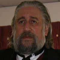Nigel Darter