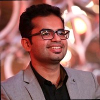 Dr. Tanmay Jaysingani