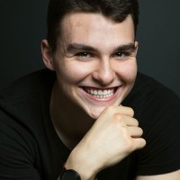 Hunter Davis