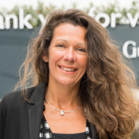 Yvonne Clay
