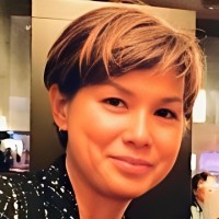 Juliane Lee, Ma