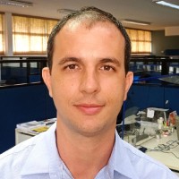 Romulo Bená