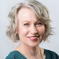 Dr Ros Coote