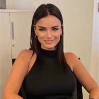 Simge Çağlar