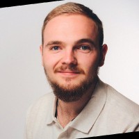 Viktor H.