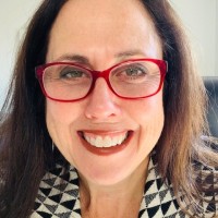 Lesley Spencer-Cooper