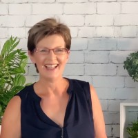 Jules Opperman Social Media and Business Management