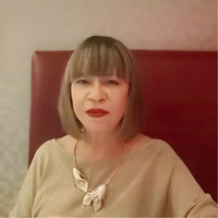 Eva Lau