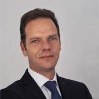 Dr. Peter Hermes