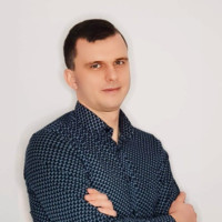 Adrian Robak