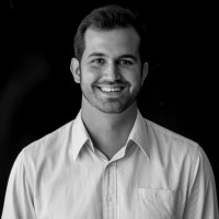 Victor Canezin de Oliveira