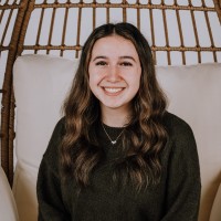 Alaina Flores