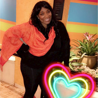 Zakia Bey