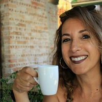 Liane Peres