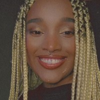 Aretha Victoria Santos