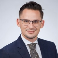 Ricardo G Llaguno