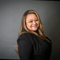 Shana Li Serna