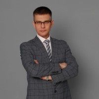 Денис Фролов